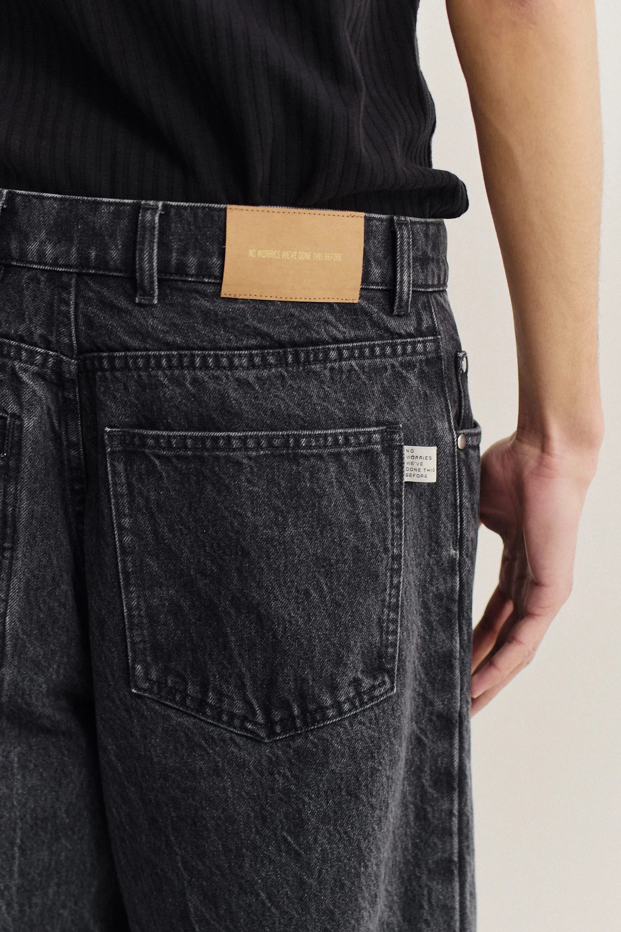 Duma Pleated Denim Grey Denim - Image 5