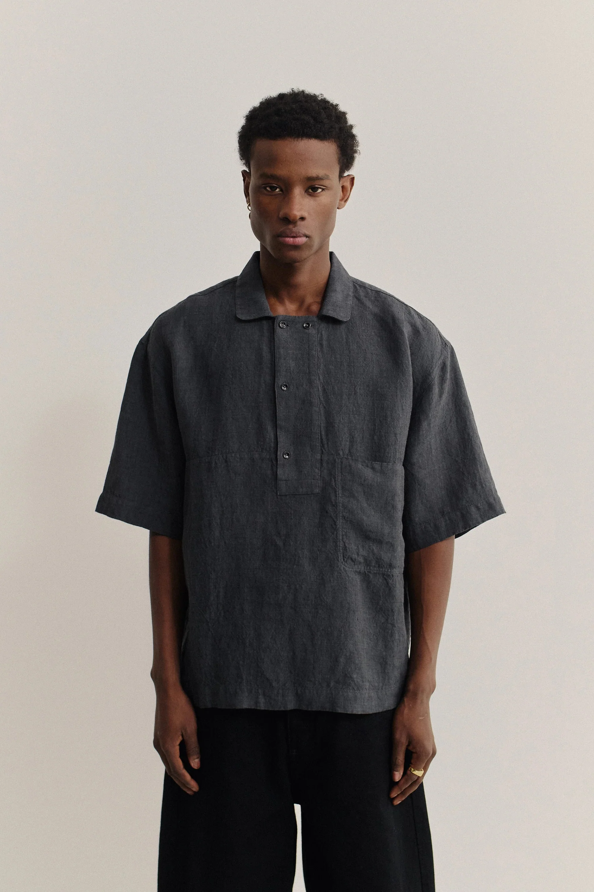 Taita Shirt Coal Linen - Image 2