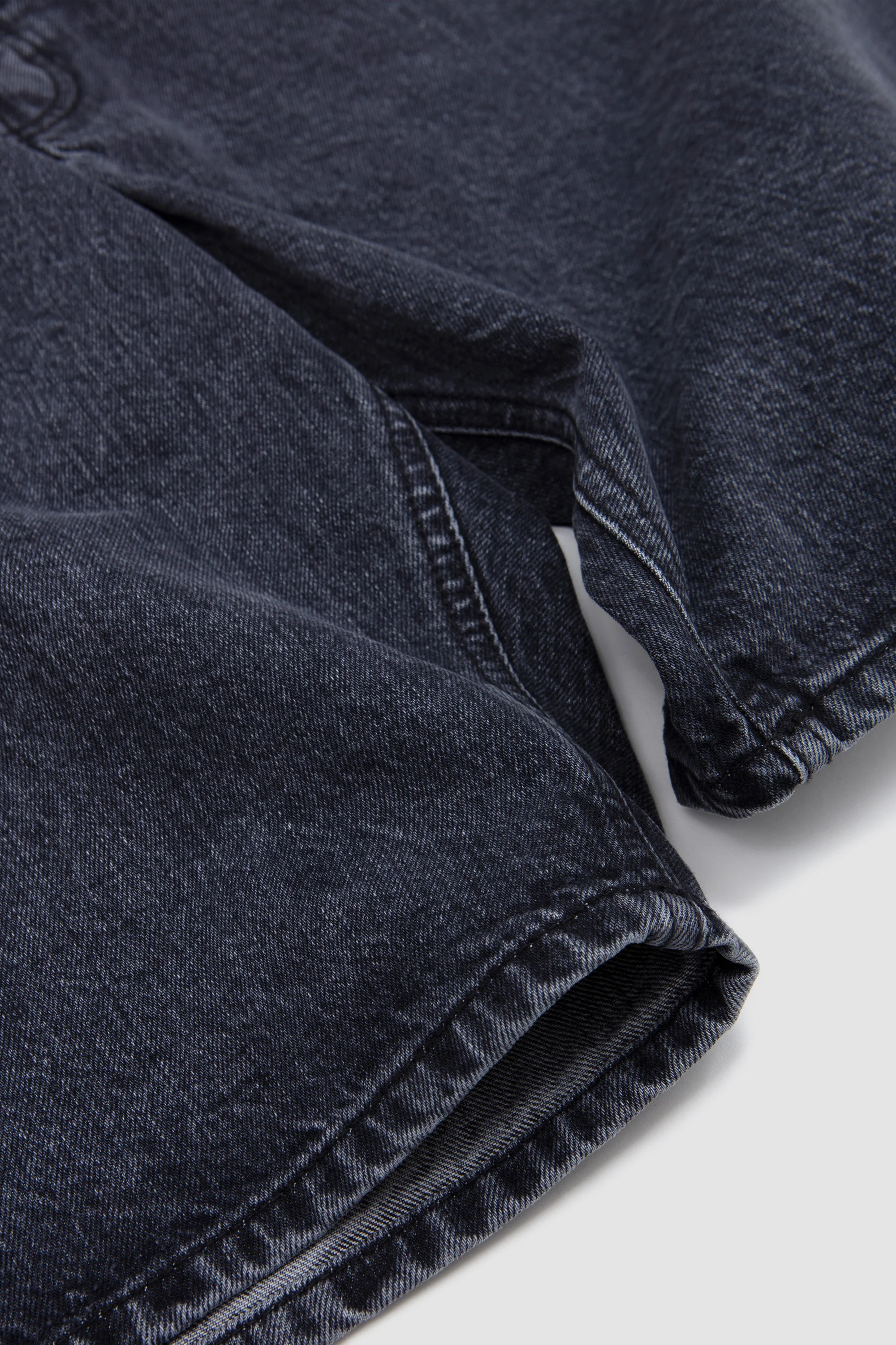 Another Denim Shorts 1.0 Faded Black - Image 4