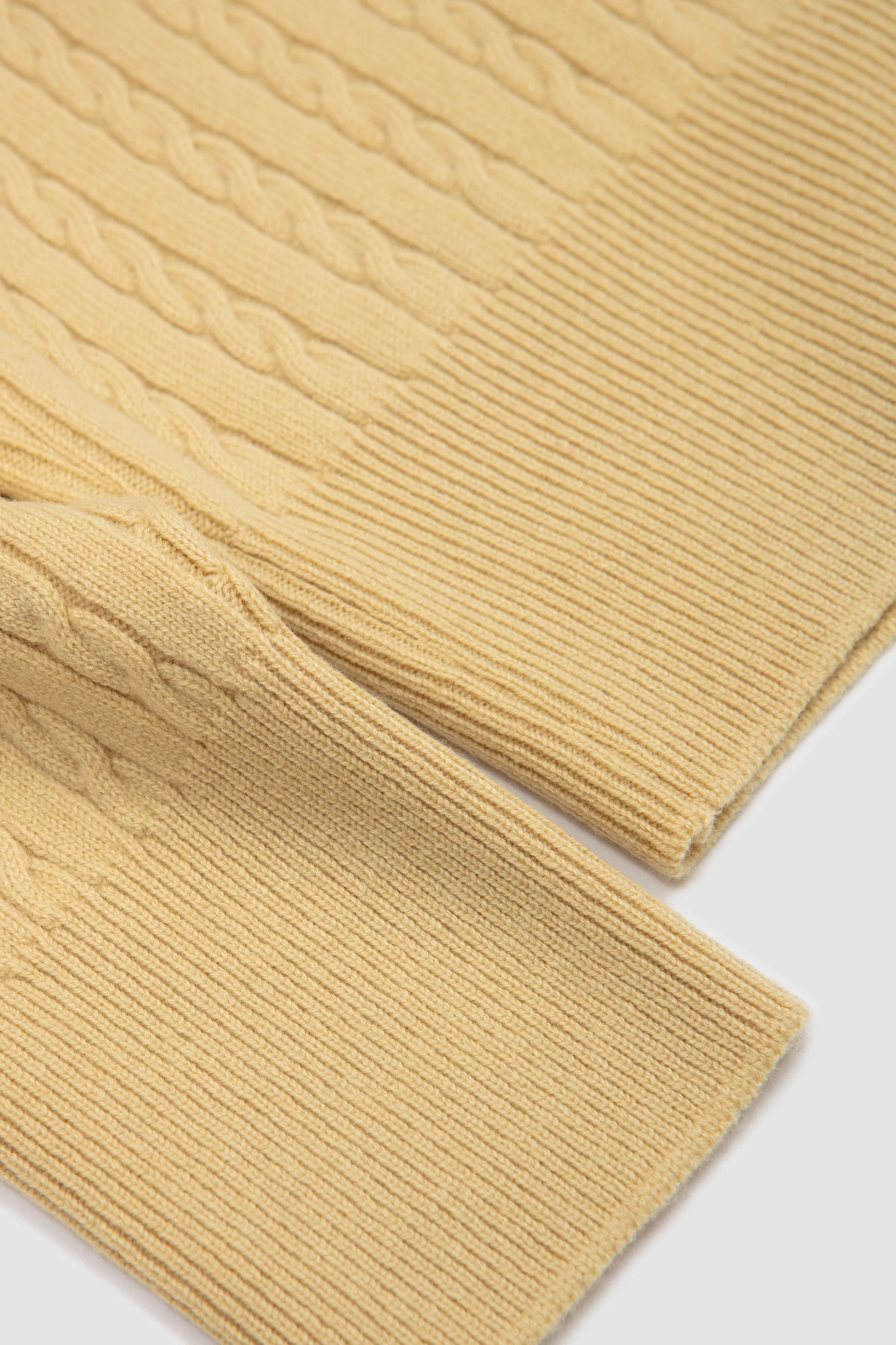 Super Fine Wool Aran Knit Yellow/Beige - Image 4
