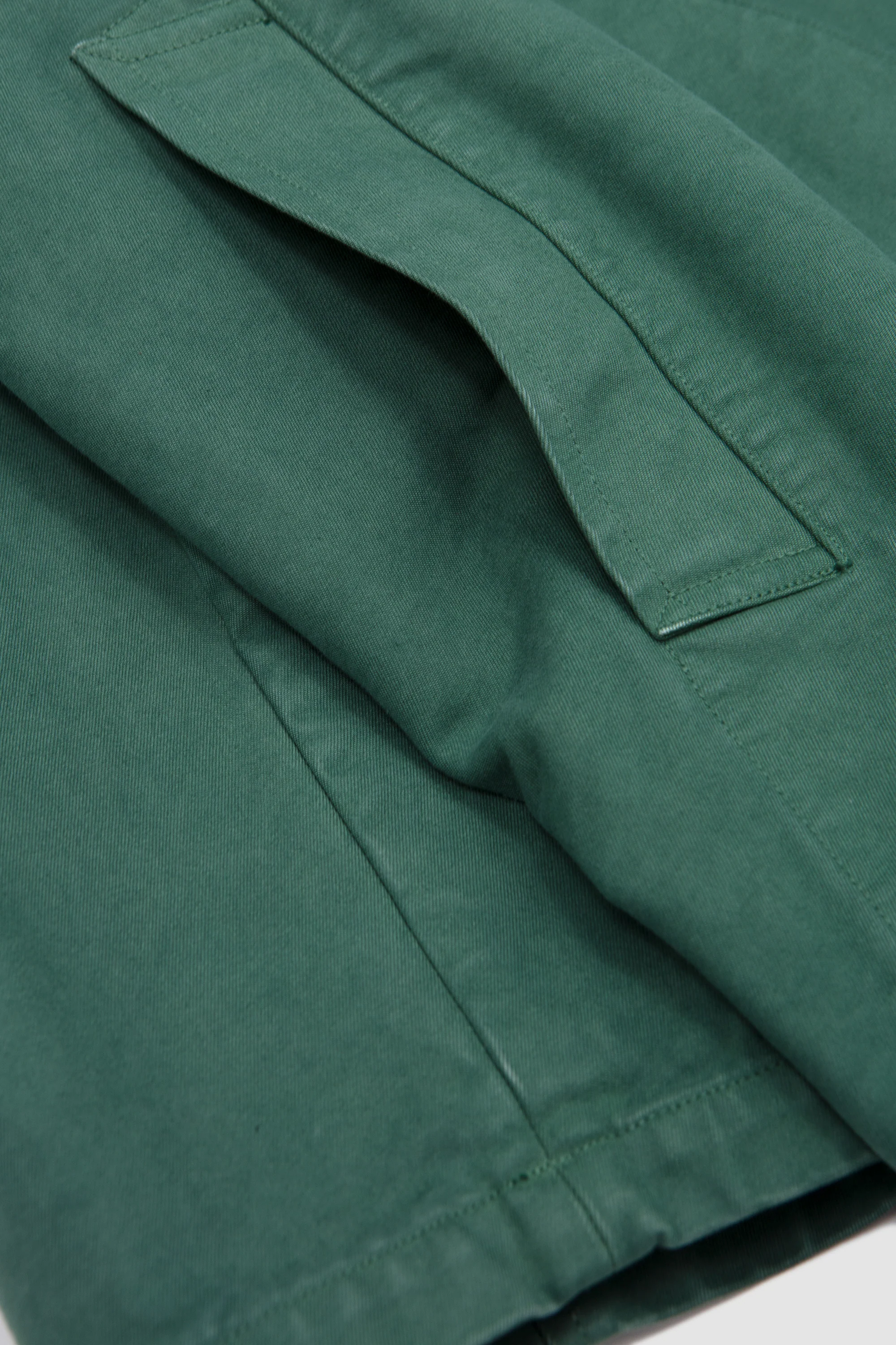 Garment-Dyed Organic Cotton Heavy Twill Short Coat Forest Green - Image 4