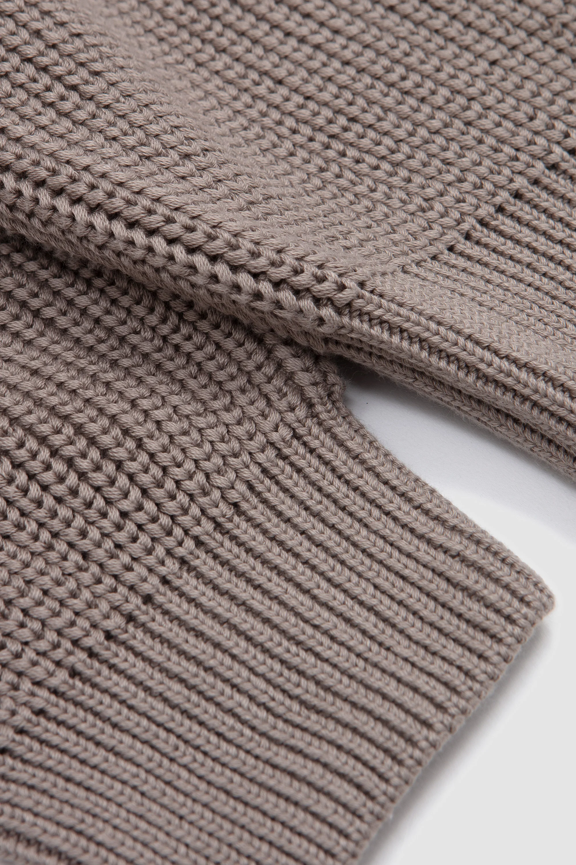 Signature Crew Neck Beige - Image 3