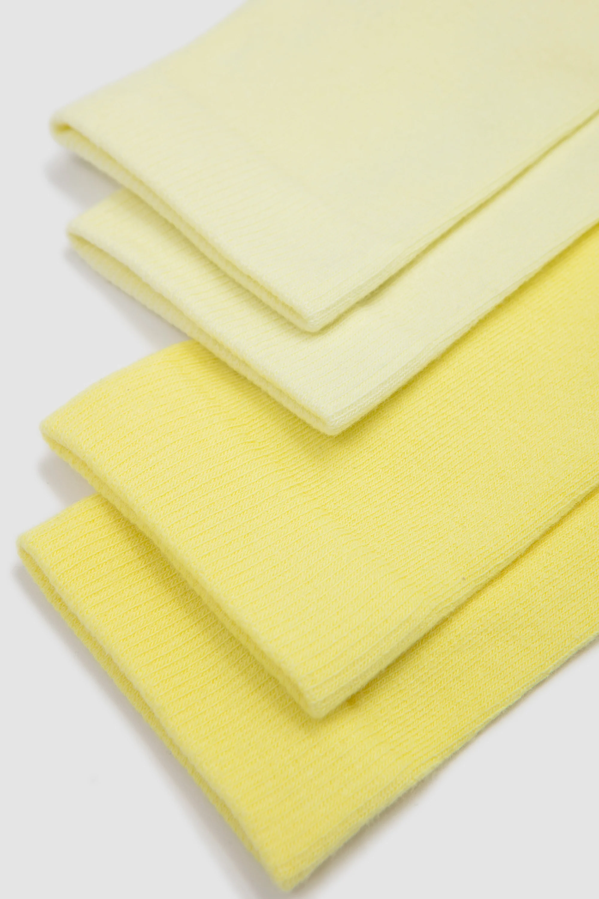 X ISSEY MIYAKE Karst Finch Yellow - Image 13