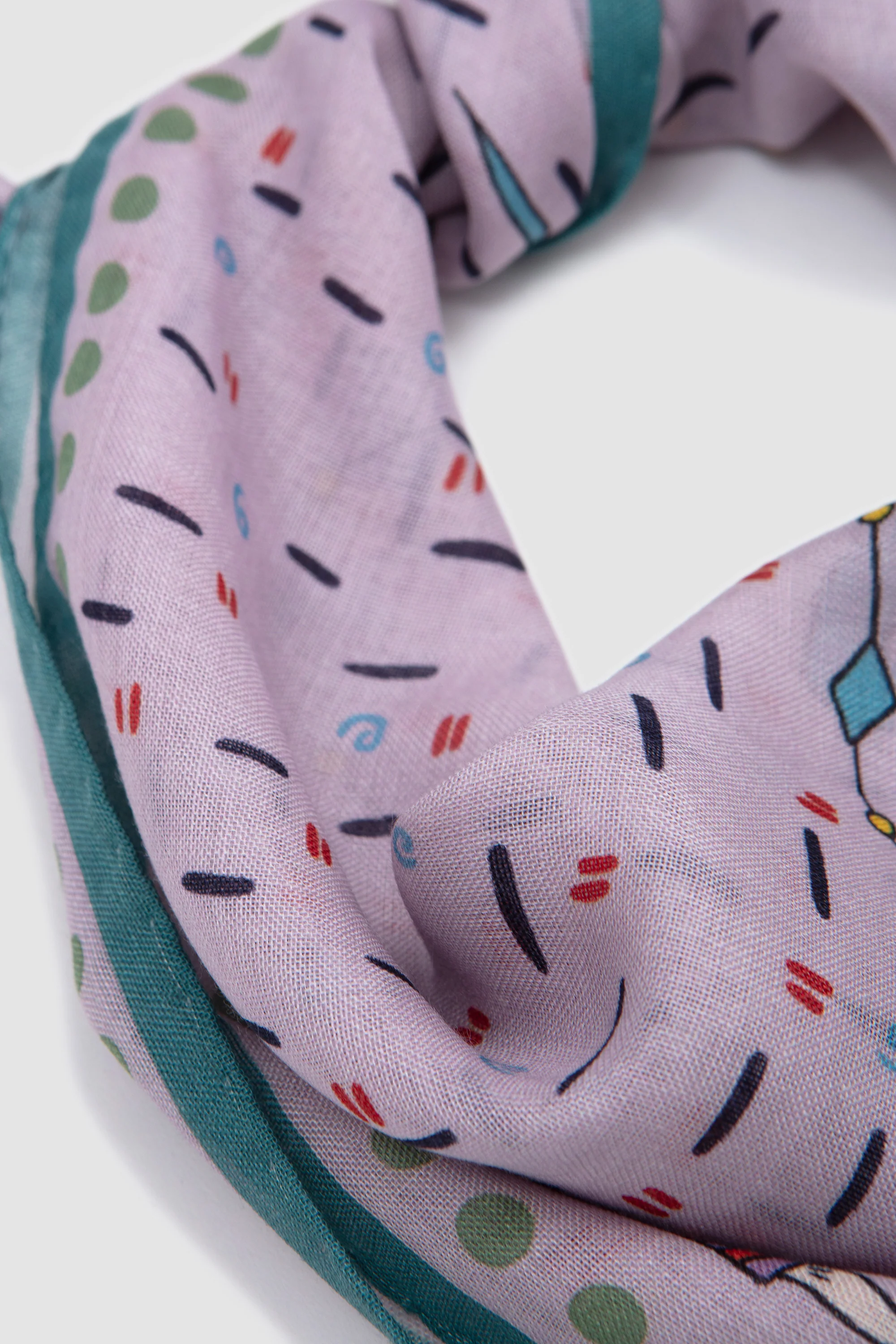 Acrobat Print Bandana Lilac - Image 4