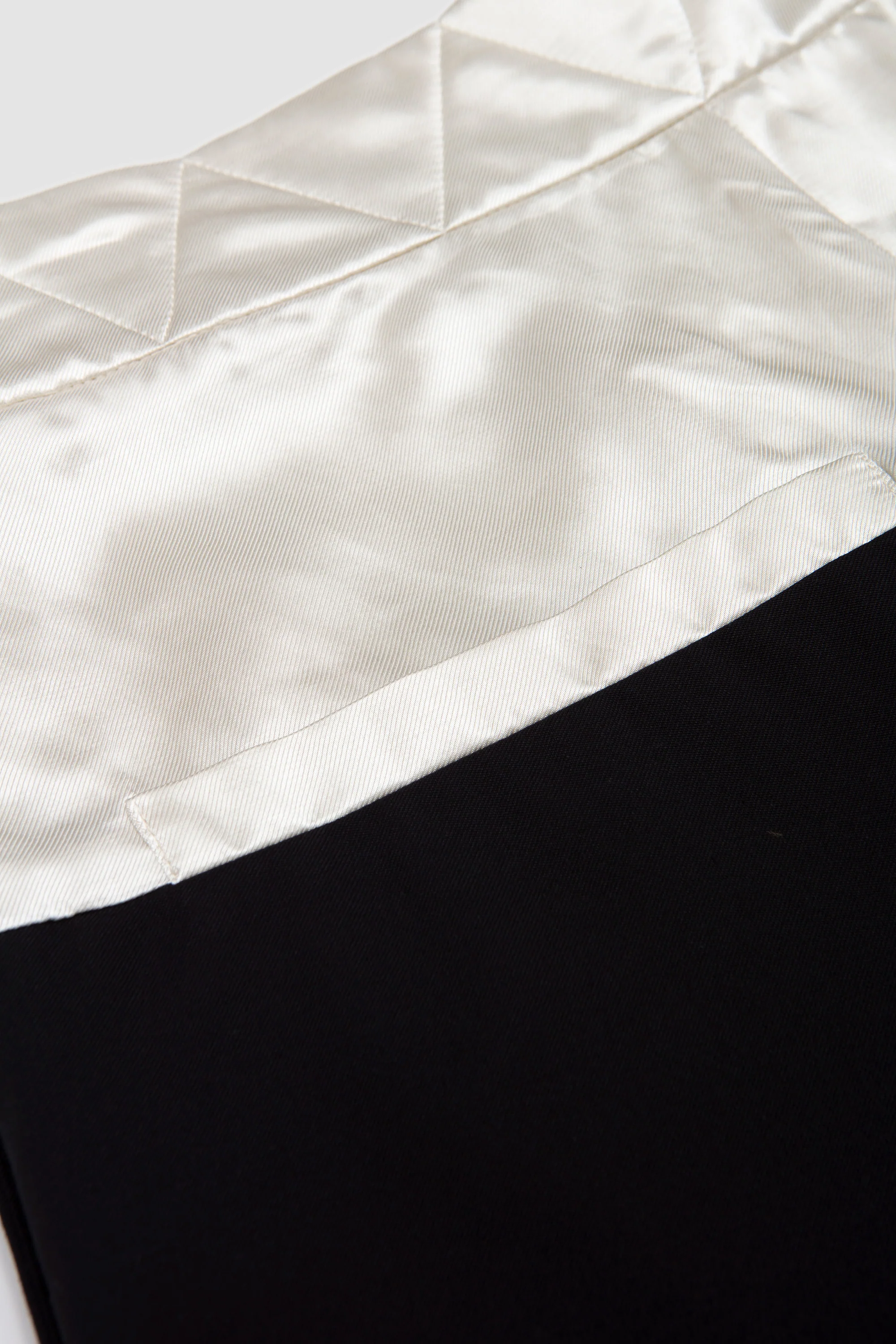 Pablo Short Pants Black - Image 4
