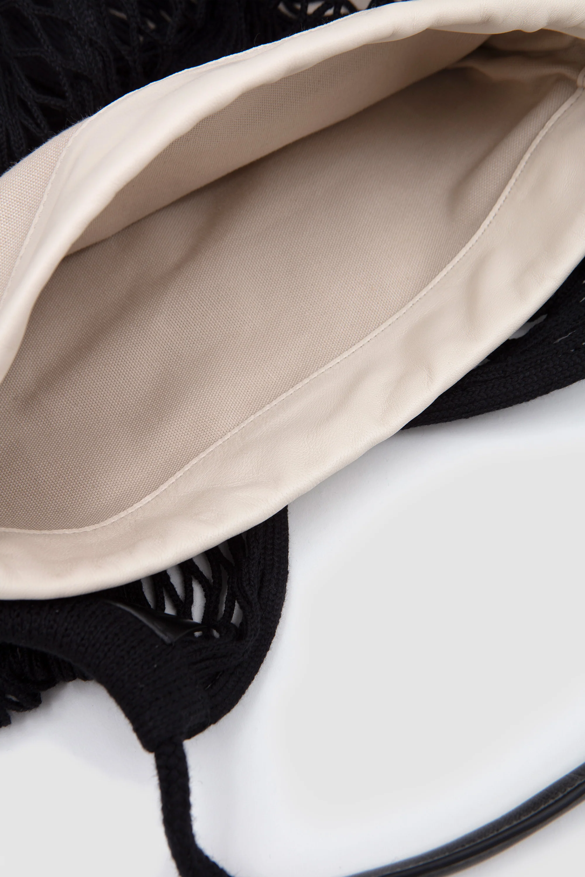Calella Filt Tote Bag Black/ Natural - Image 4