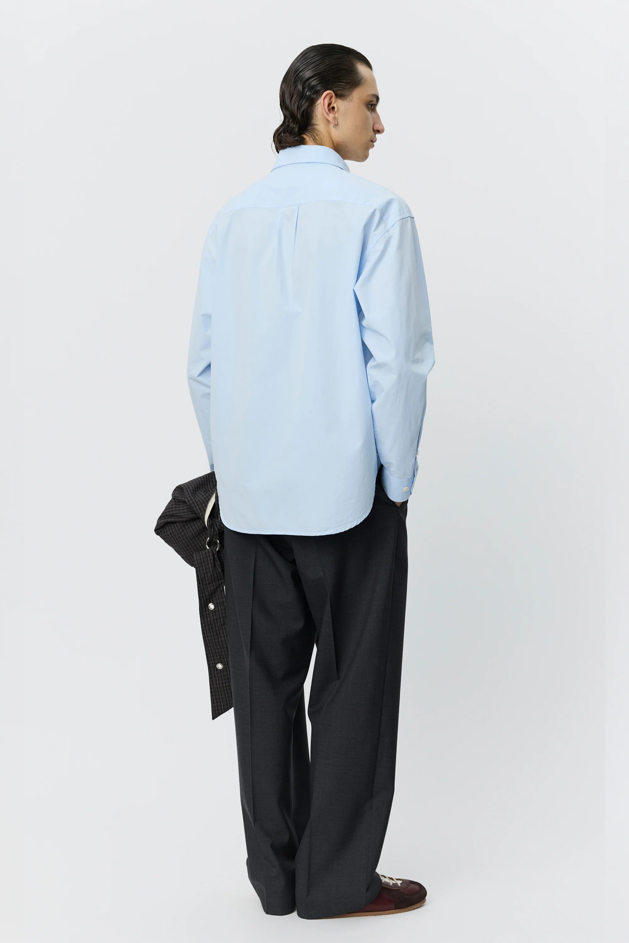 Generous Shirt Light Blue - Image 4