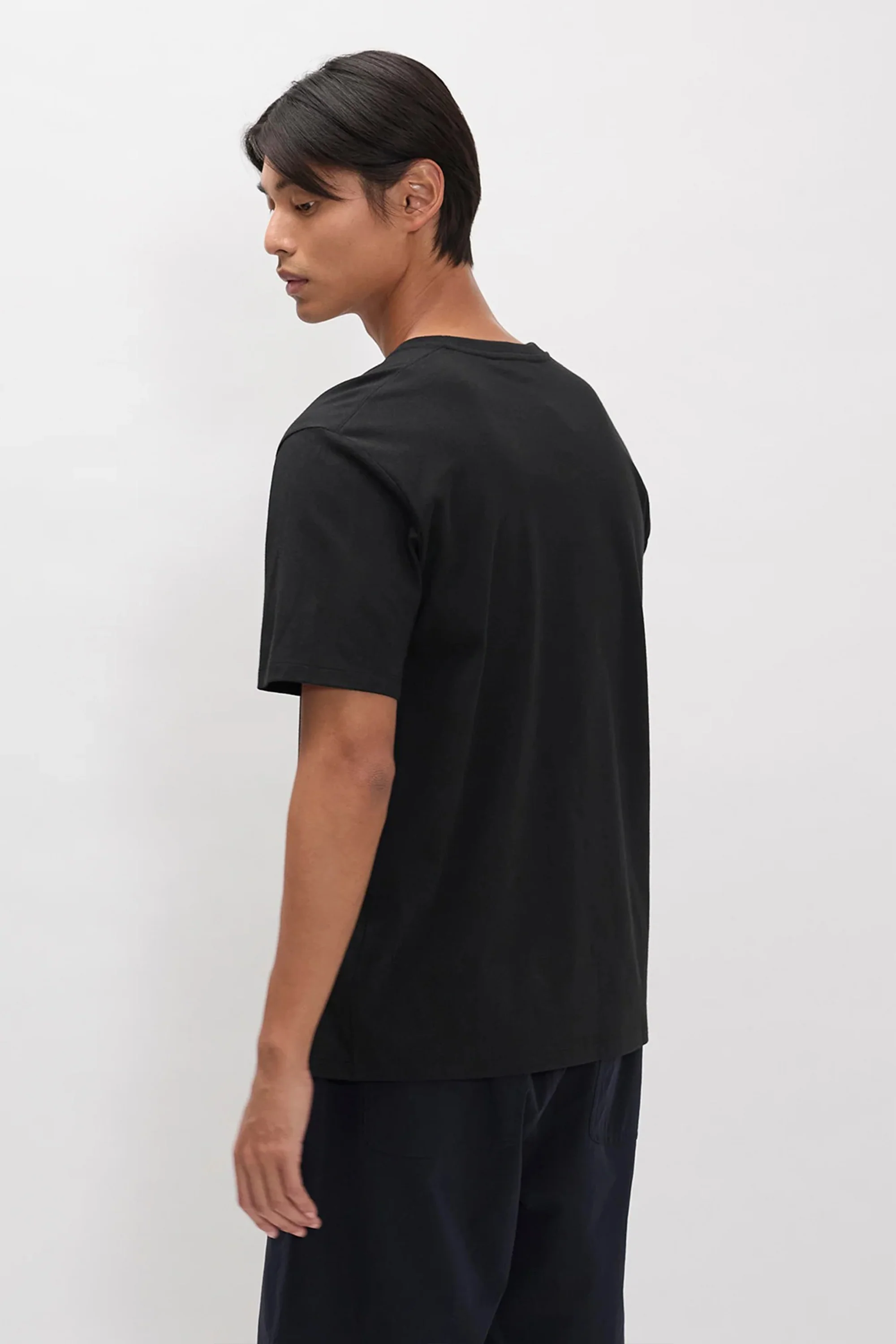 Knarrvik 37.5 Commuter T-Shirt Black - Image 3