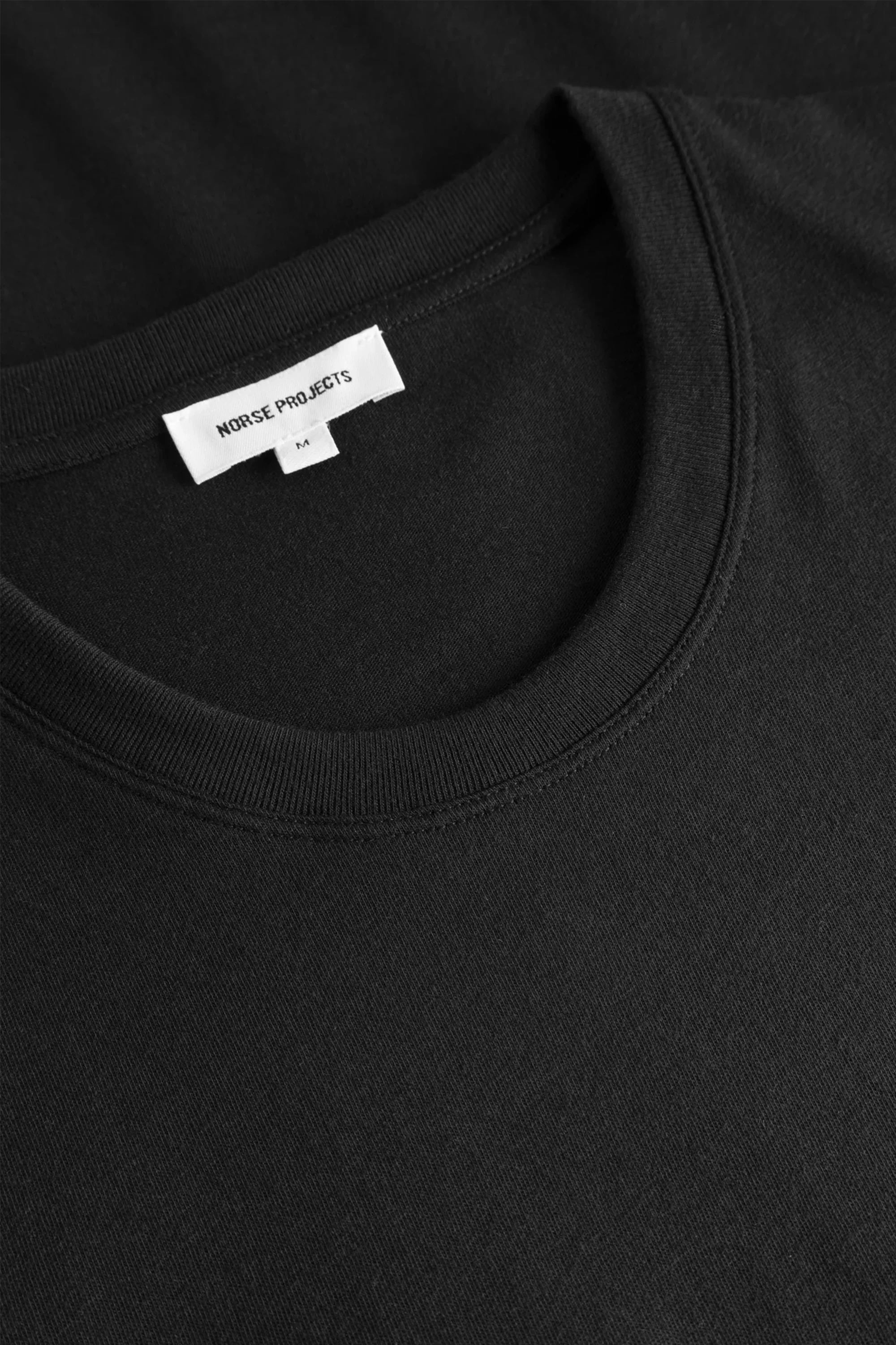 Knarrvik 37.5 Commuter T-Shirt Black - Image 5