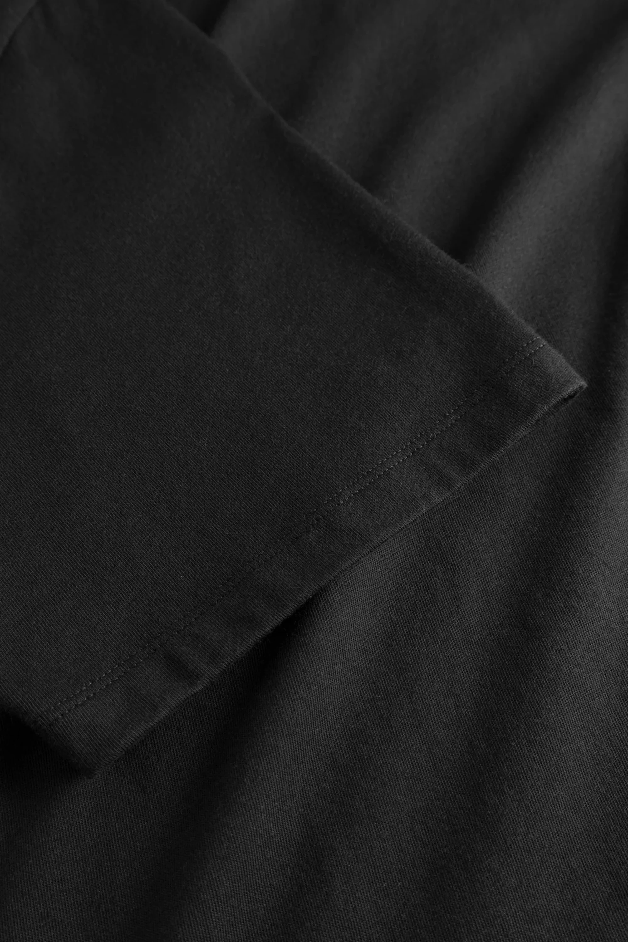 Knarrvik 37.5 Commuter T-Shirt Black - Image 6
