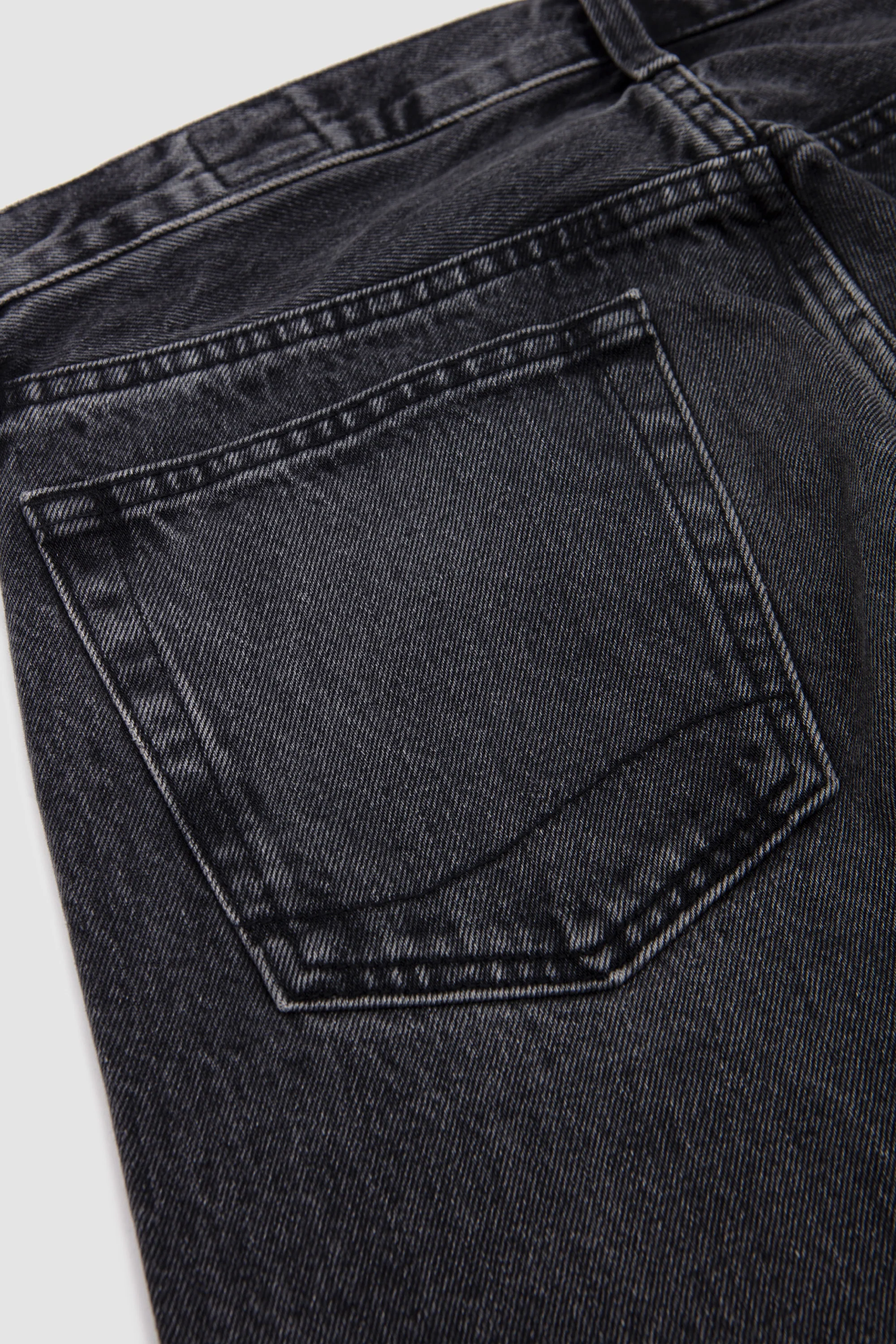 105 90's Black Denim Stone - Image 4