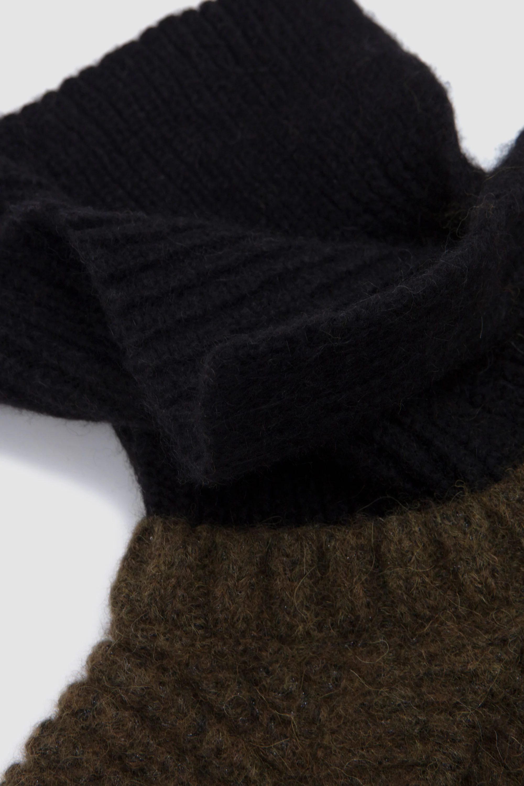 Contrast High Neck Chunky Knit Jumper Olive/ Black - Image 3