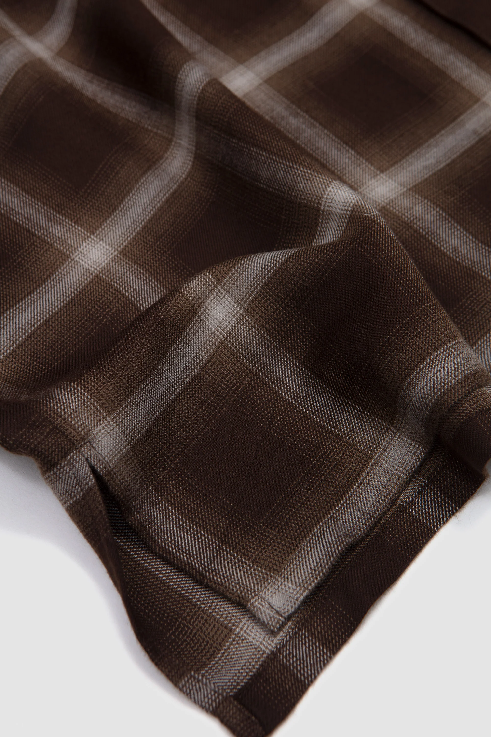 Ly/Vis Check Oversized Open Collar SS Shirt Brown Ombre - Image 4