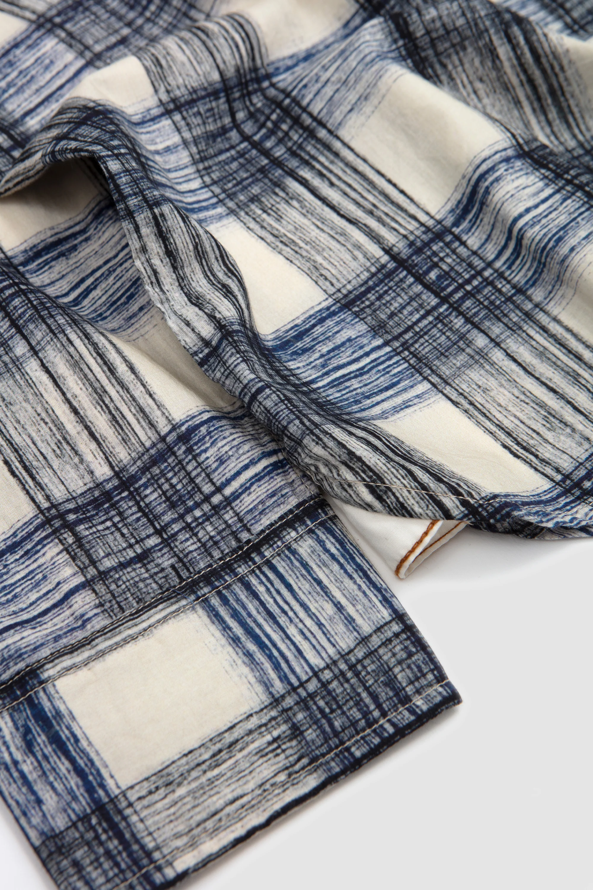 Square Pocket Shirt Window Panes Navy - Image 4